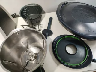 MUY BUEN ESTADO! Thermomix Tm31. Cuchillas nuevas.