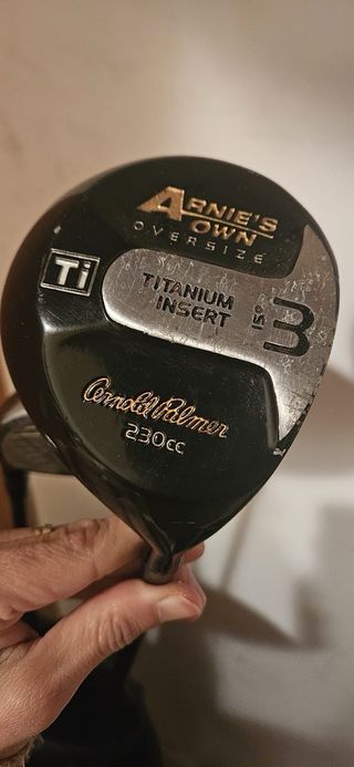 Palos de golf Wilson y bolsa Zucci