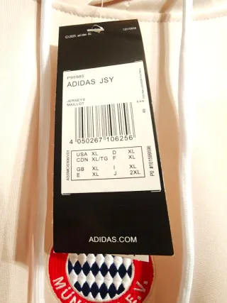 Chándal Adidas Bayern Múnich Beige/Rojo talla XL