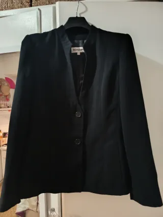 Americana Talla 40 Negra