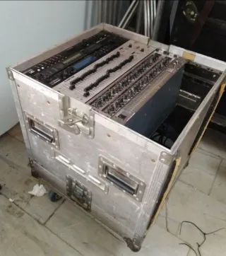 Flight Case para equipo de sonido, etapas, etc.