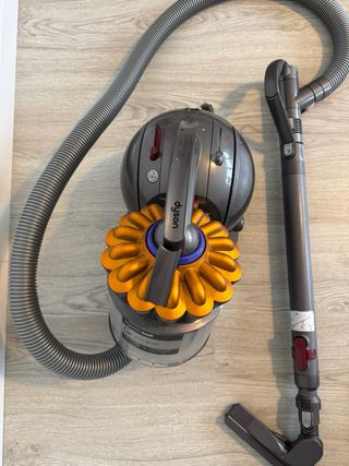 Aspiradora Dyson DC37