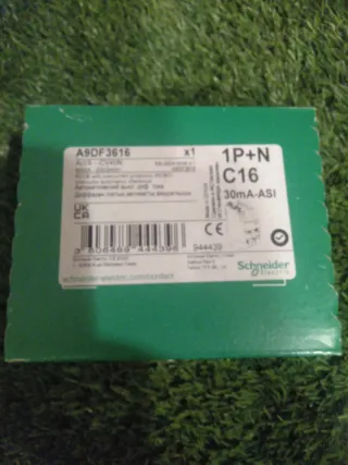 Interruptor Automático A9DF3616 C16 30mA