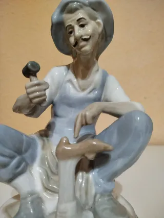 Figura de porcelana vintage (Porvin Spain)