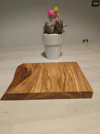 Tagliere in legno di ulivo