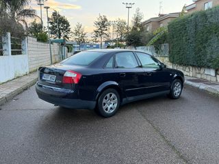 -AUDI A4 1.9 TDI 130CV-