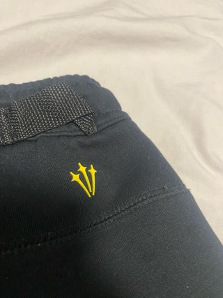 Pantalón Nike x NOCTA Negro y Amarillo