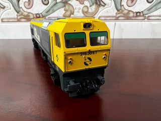 Locomotora HO Roco Renfe 319.309