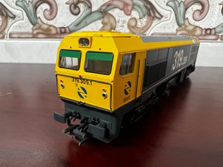 Locomotora HO Roco Renfe 319.309