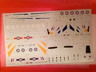 Lotto 2 modellini aerei 1/72 Bronco e Tucano