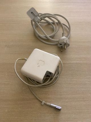 Cargador Original Apple MagSafe 85W (MacBook Pro)