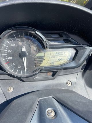 BMW C650 Sport Maxi Scooter Automática