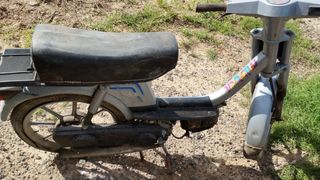 Mobylette Naranja Antigua