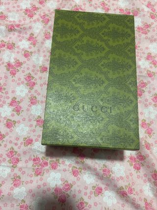 Nuove scarpe da tennis Gucci taglia 41