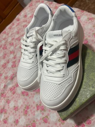 Nuove scarpe da tennis Gucci taglia 41