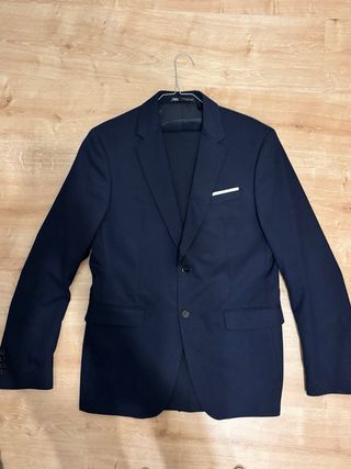 Traje azul oscuro Zara
