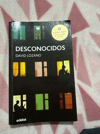 DESCONOCIDOS: Premio EDEBÉ de Literatura Juveni...