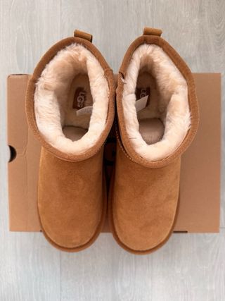 Botas UGG Ultra Mini Castanhas Tam 39