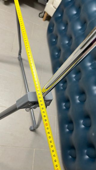 Perchero Metálico Ajustable