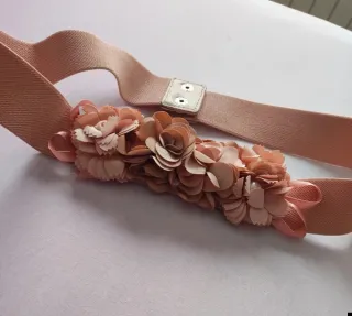Cinturón rosa con flores SOLO ENVIO