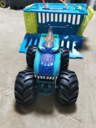 Camión Monster Truck Dinosaurio