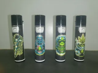 Set 4 accendini Clipper serie