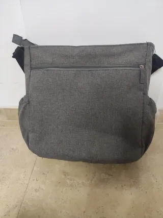 Bolso y cambiador bebé gris estrellas