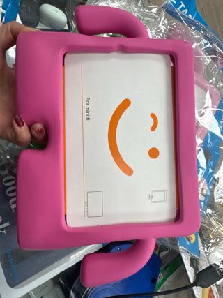 Custodia iPad Mini 6 Rossa con Faccina Sorridente