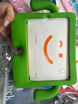 Custodia iPad Mini 6 Rossa con Faccina Sorridente