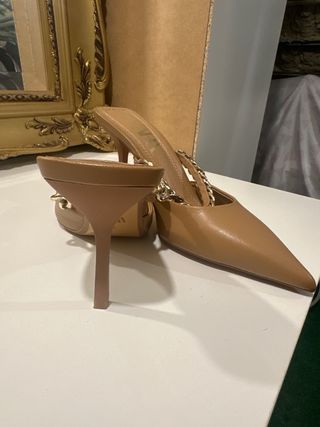 Zapatos Zara Tacon Cadena Nude