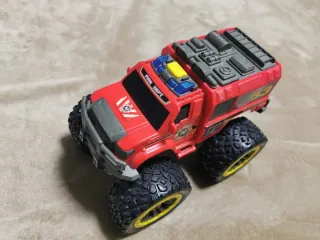 Camión Bombero Monster Trak Rojo con sonido