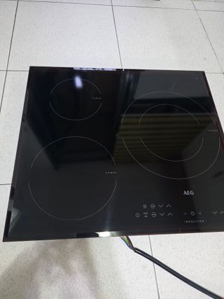 Placa de inducción AEG HK633220FB