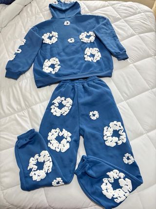 Tuta donna blu con stampa floreale