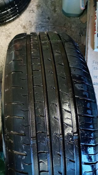 Llantas con neumáticos