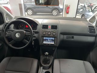 Volkswagen Touran 2005