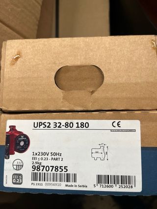 Bomba Grundfos UPS2 32-80 180 calefacción