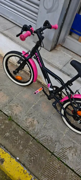 Bicicleta Infantil 16 Rosa y Negra