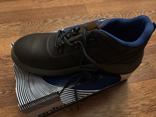 Botas de seguridad U-Power negras y azules