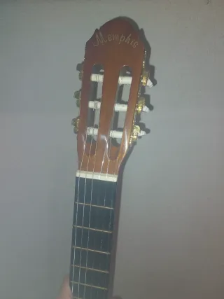 Guitarra Memphis y funda de regalo