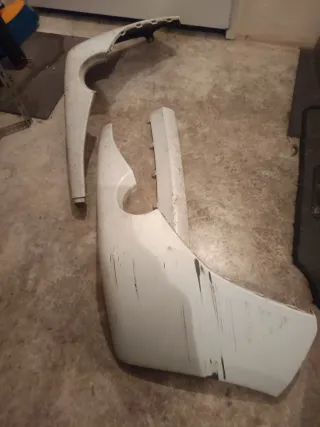 Paragolpes delantero Renault Trafic