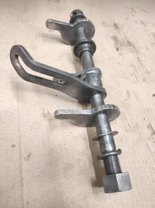 Eje trasero Montesa Enduro 75L