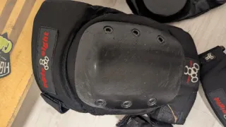 Kit Longboard Fibre Flex + Protecciones Triple 8