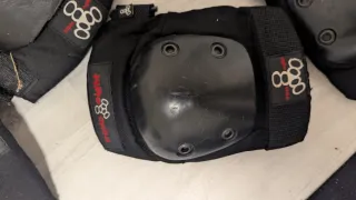 Kit Longboard Fibre Flex + Protecciones Triple 8