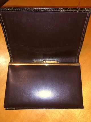 Cartera de piel efecto cocodrilo