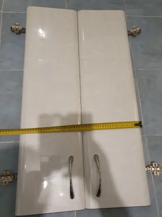 Puertas de cocina blancas-gris