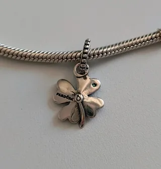 Charm Pandora Quadrifoglio Portafortuna