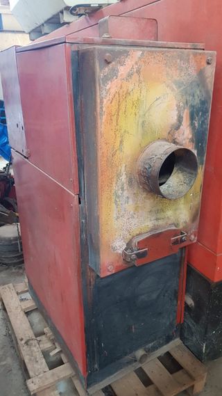 Caldera mixta leña y diesel