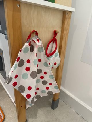 Cocinita de juguete de madera