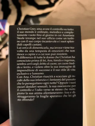 Grey (Italian Edition)