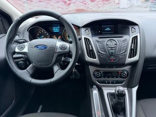 Ford Focus 2013 SOLO 83.000 KM UNICO DUEÑO 130€/ME